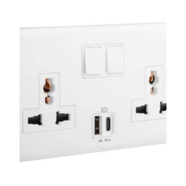 Double Universal Socket with Switch and USB 16A 618055