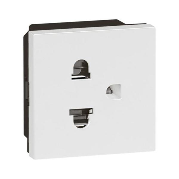 Single 3-Pin Socket 572616 – Arteor Legrand (2 Modules)
